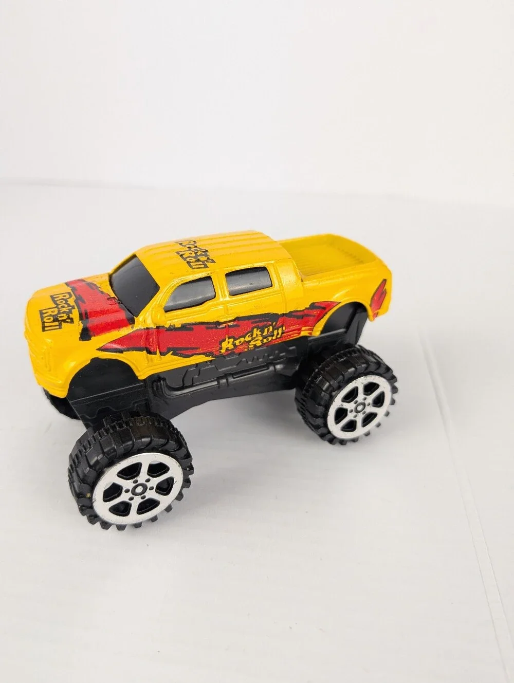 Bundle Of 5 Toy Monster Trucks Various Brands See Description For Details
